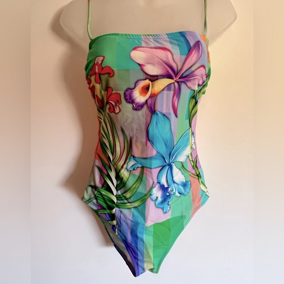 GOTTEX swim suit, Sz 8. Only used for couple of photoshoots, great condition. - Picture 1 of 3